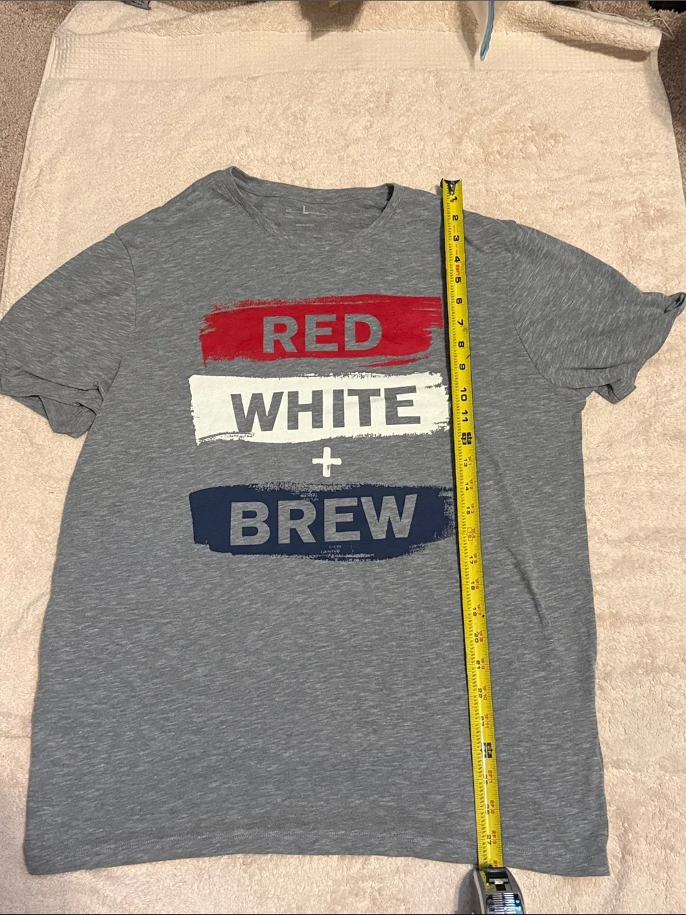 Banana Republic Gray Graphic 'RED WHITE BREW' Short Sleeve Tee